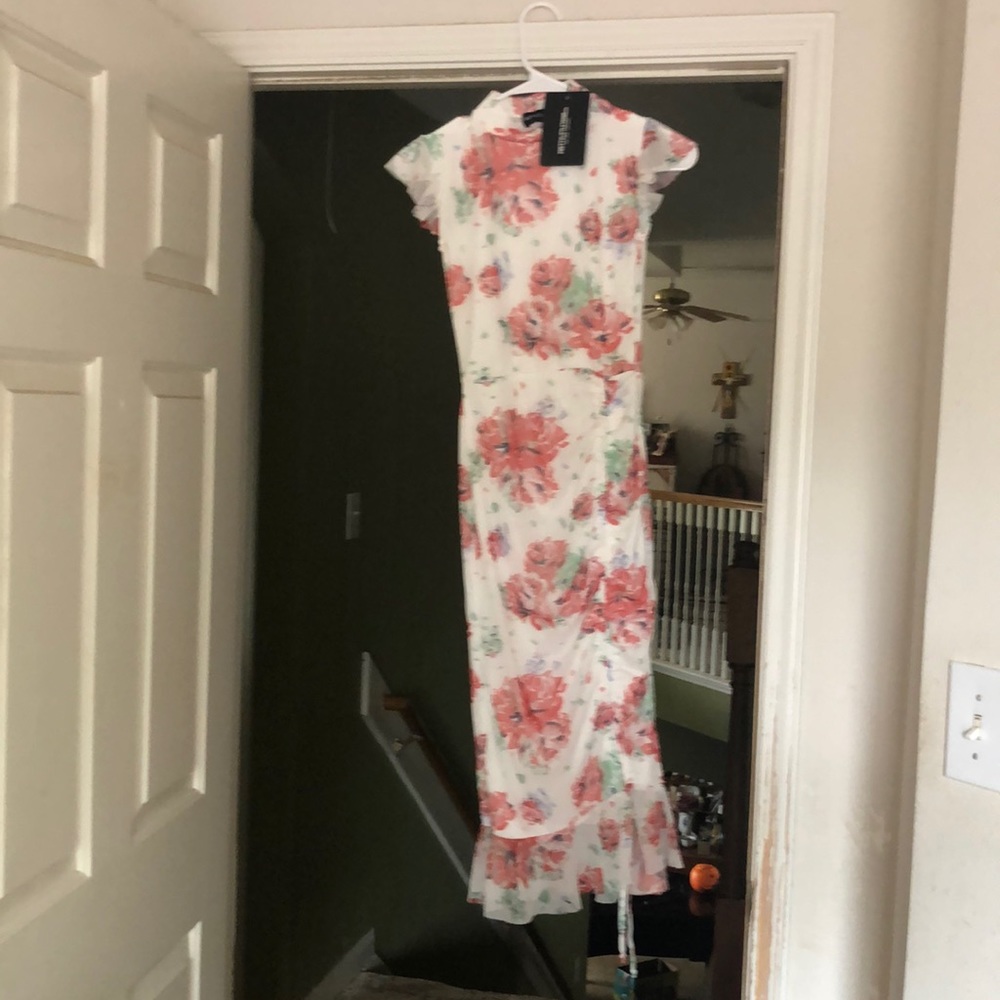 NWOT XS Pretty Little Thing Rose Body Con Mock Neck Ruche Tied dress